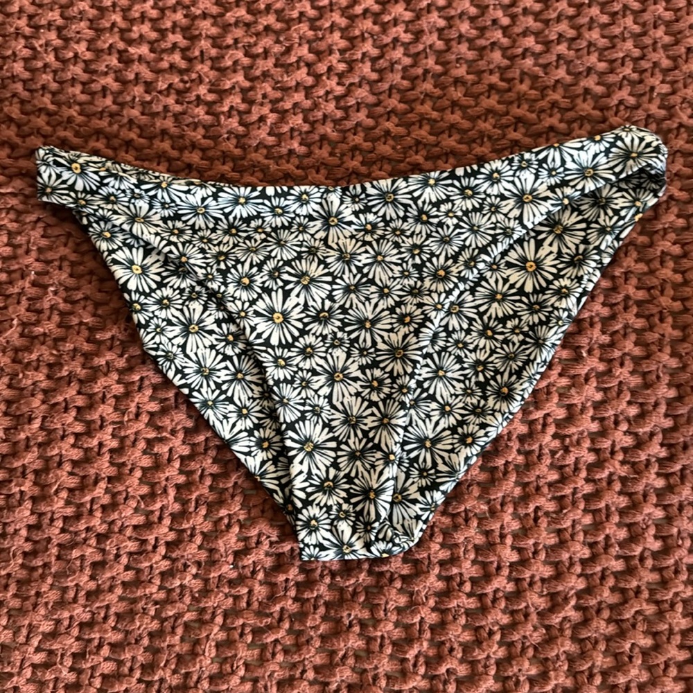 Skatie swim bottoms